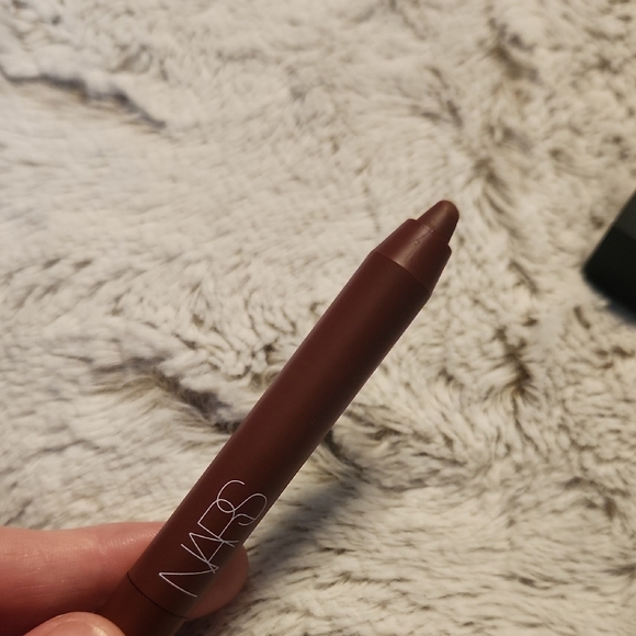 NARS Gold and Brown Lip Balm and Gloss Collection - Picture 8 of 13